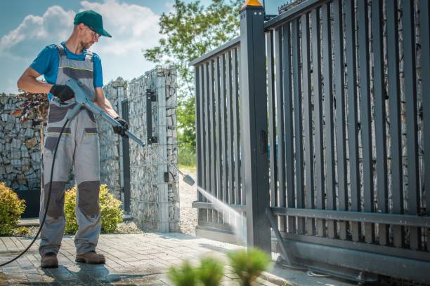 Animal Enclosure Cleaning in Baldwin, WI